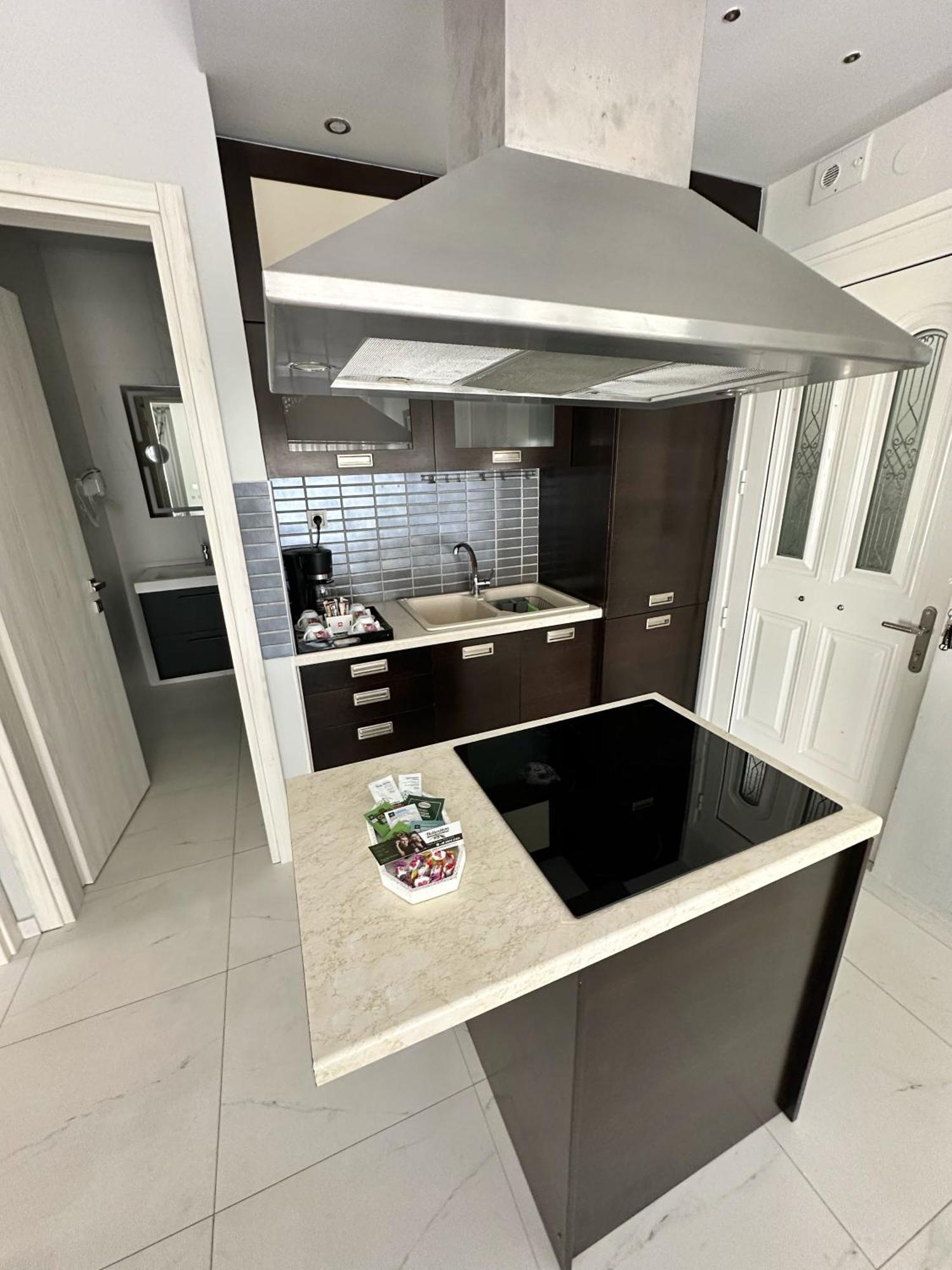 Eden Suite Paralia Экстерьер фото